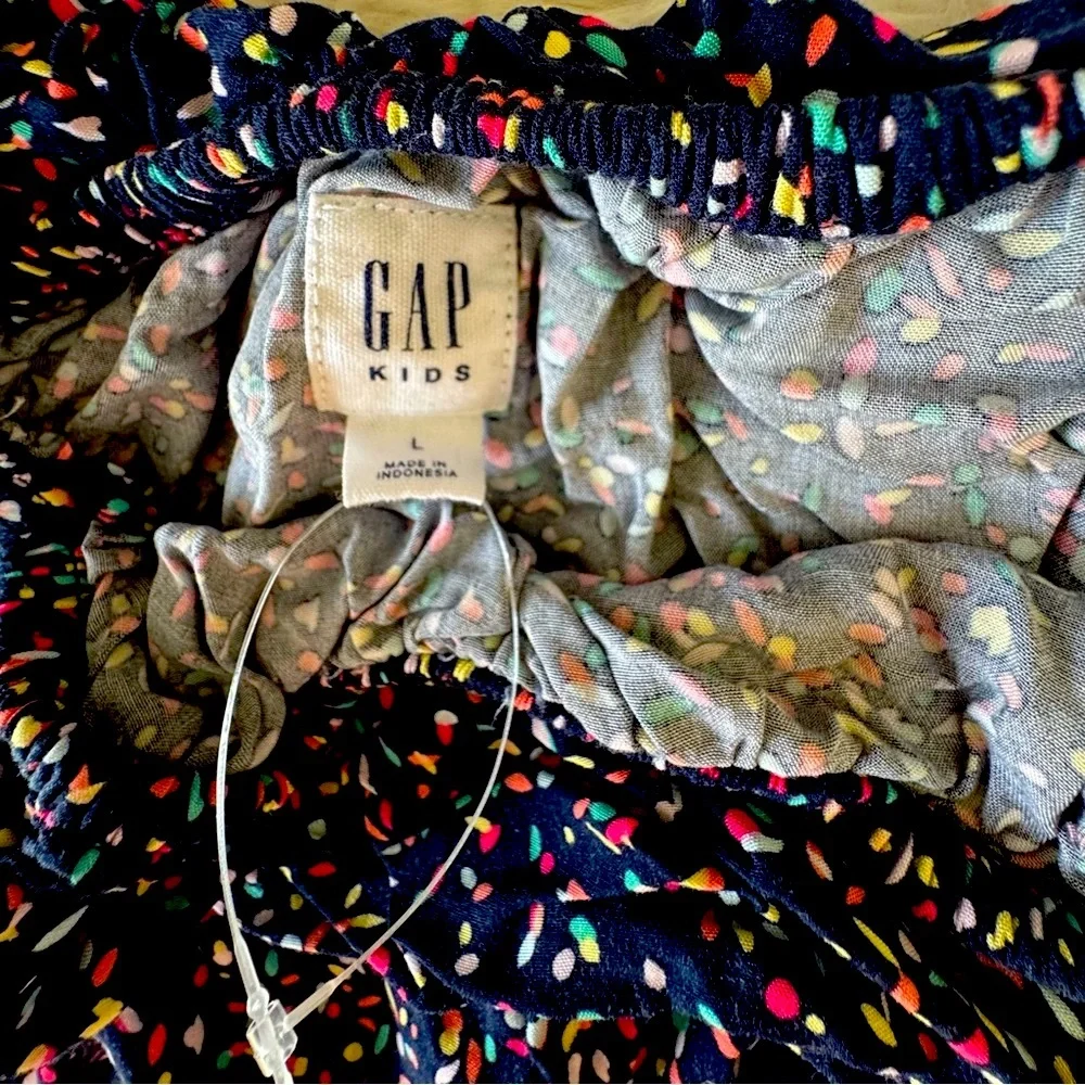 GAP Girls Flutter Sleeve Ruffled Blouse, blue with multicolor dots,10G,L,140cm